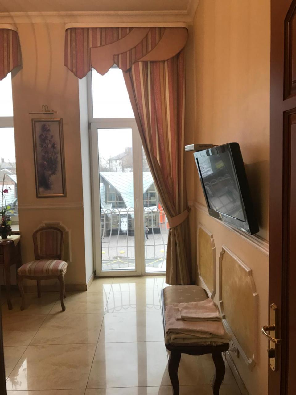 Beautiful Apartment In The Center Of วินนิตซา ภายนอก รูปภาพ